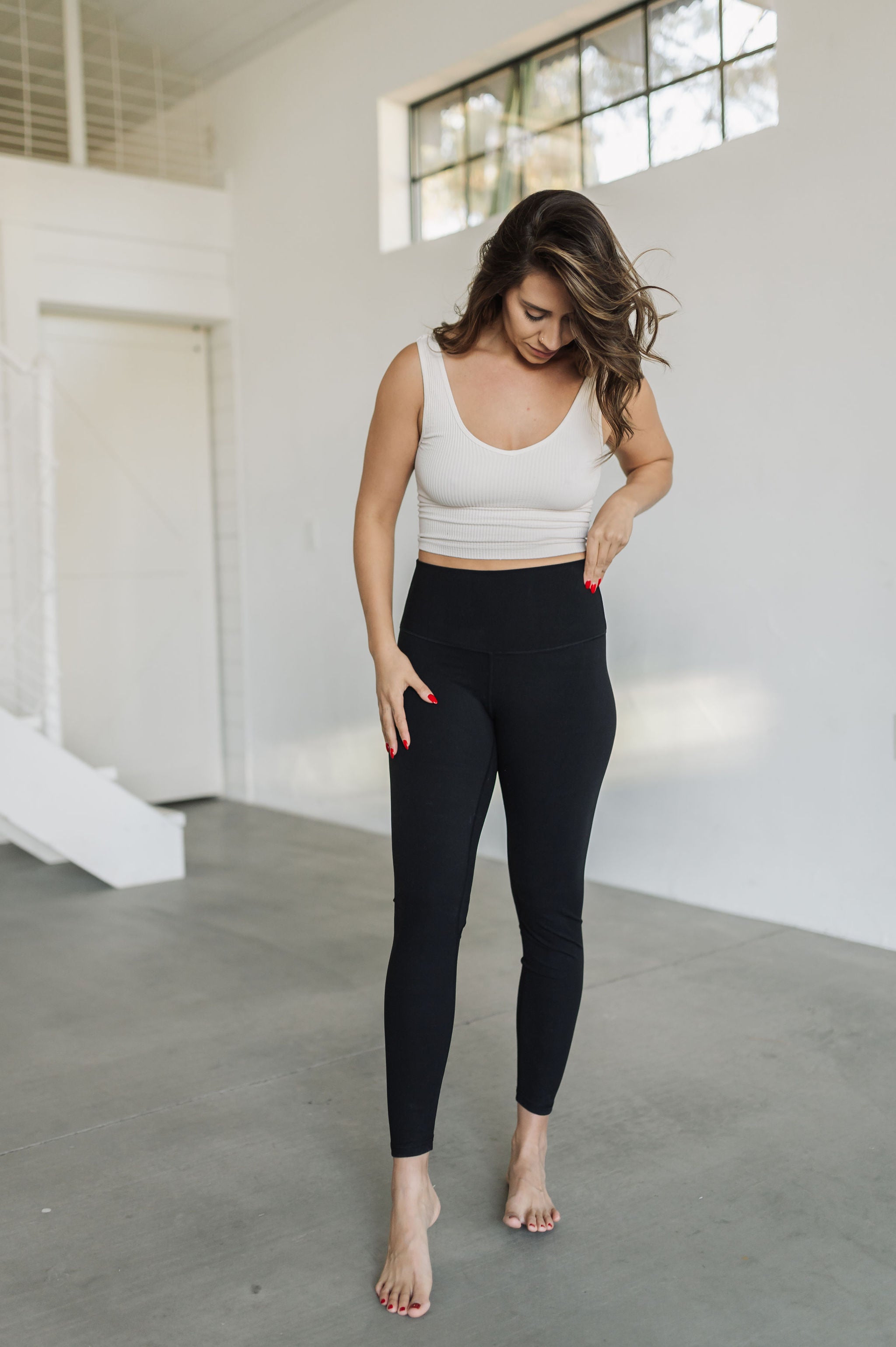 Front view of High Rise Legging with wide waistband.